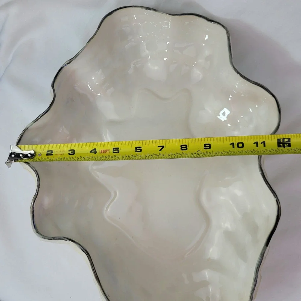 Pottery Barn Under the Sea Clam Shell Serving Bowl Cream Ceramic Coastal Decor
